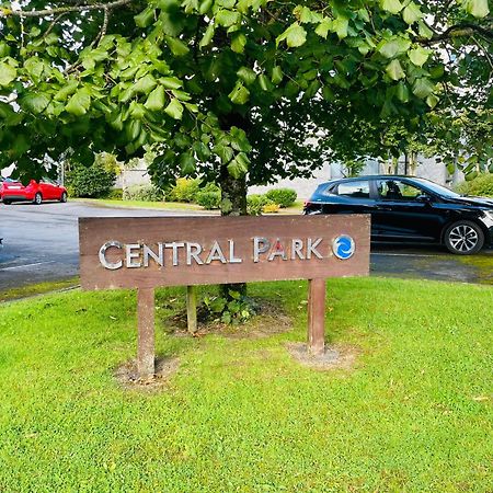 A Room In Central Park Apts Carrick on Shannon Esterno foto